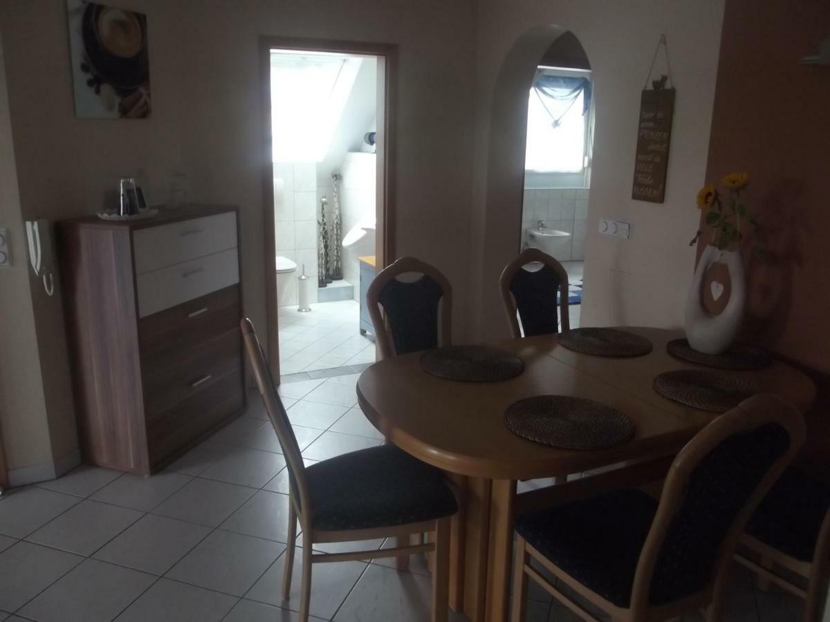 Ferienwohnung In Puschendorf Bagian luar foto