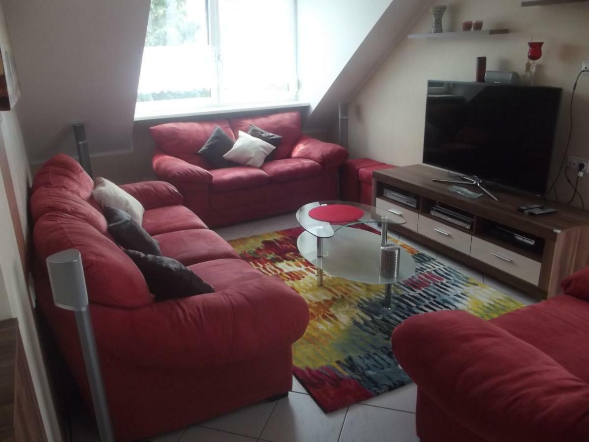 Ferienwohnung In Puschendorf Bagian luar foto