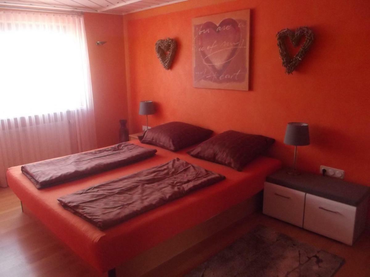 Ferienwohnung In Puschendorf Bagian luar foto